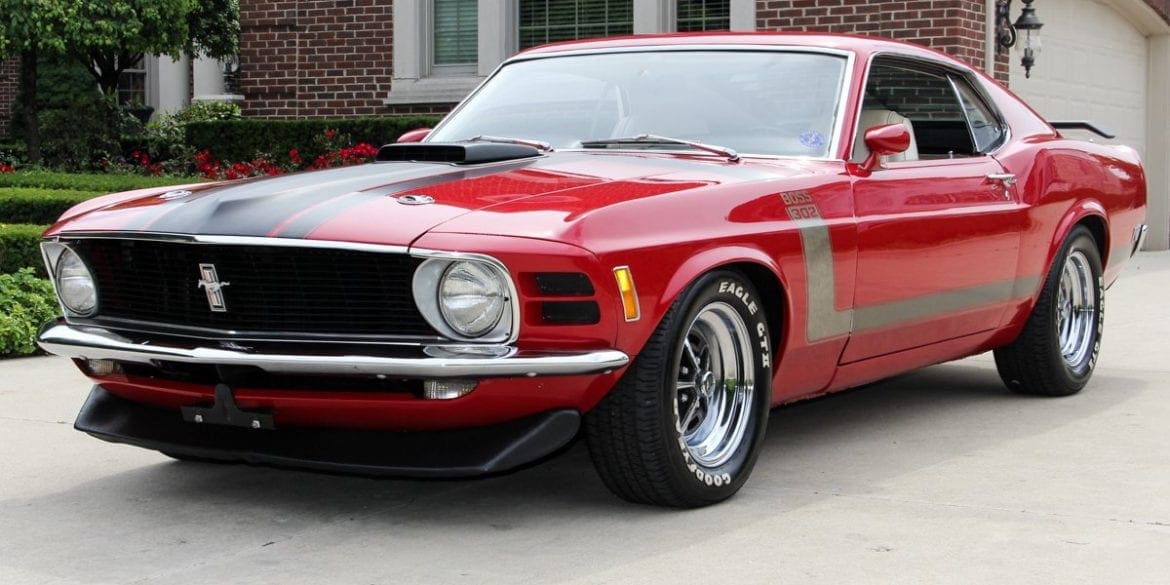 Video: 1970 Ford Mustang Boss 302 Quick Tour + Engine Start Up