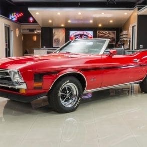 Video: Restored 1972 Ford Mustang Convertible Walkthrough