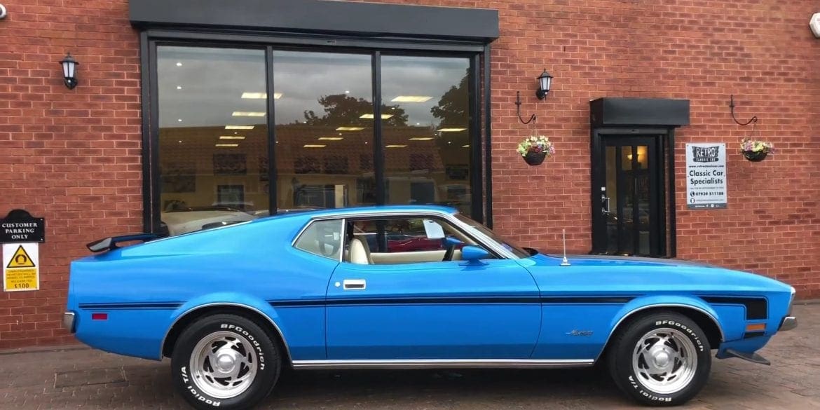 Video: 1972 Ford Mustang 302 V8 Fastback Quick Walkaround