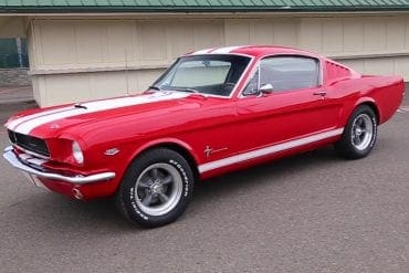 1966 Ford Mustang Fastback Overview + Testdrive