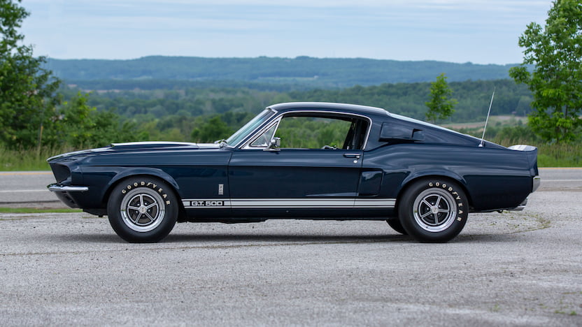 Blue 1967 Shelby Mustang GT500