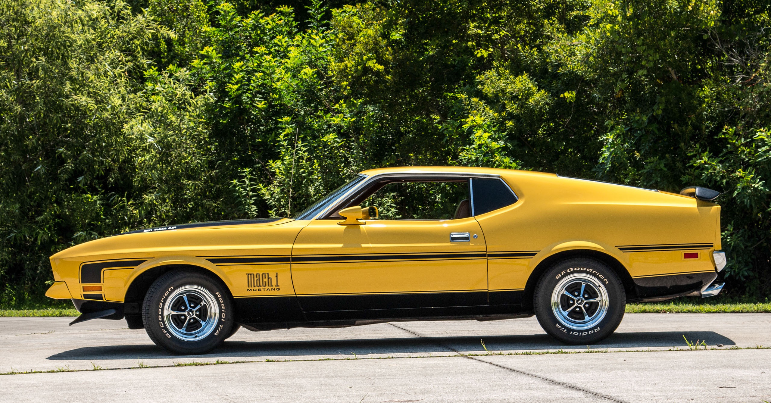 1972 Ford Mustang Mach 1 Wallpapers | MustangSpecs.com