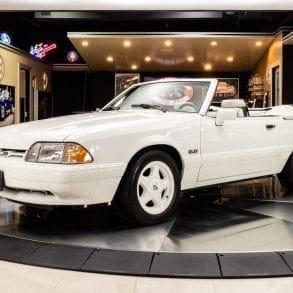 Video: 1993 Ford Mustang Convertible In-Depth Tour