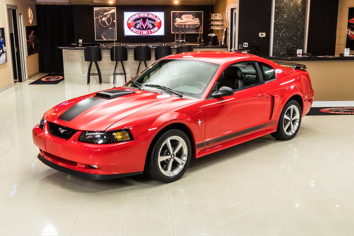 Video: 2003 Ford Mustang Mach 1 In-Depth Tour