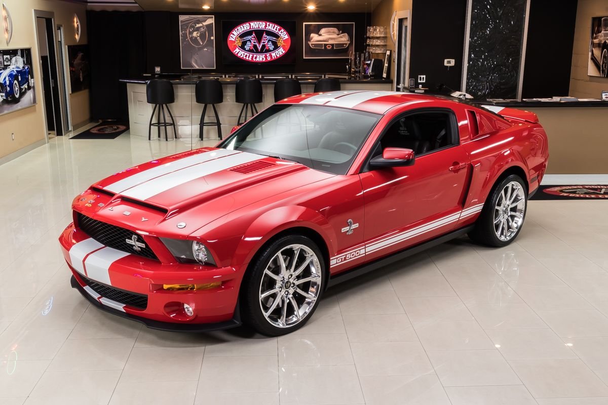 Video: 2009 Ford Mustang Shelby GT500 In-Depth Tour