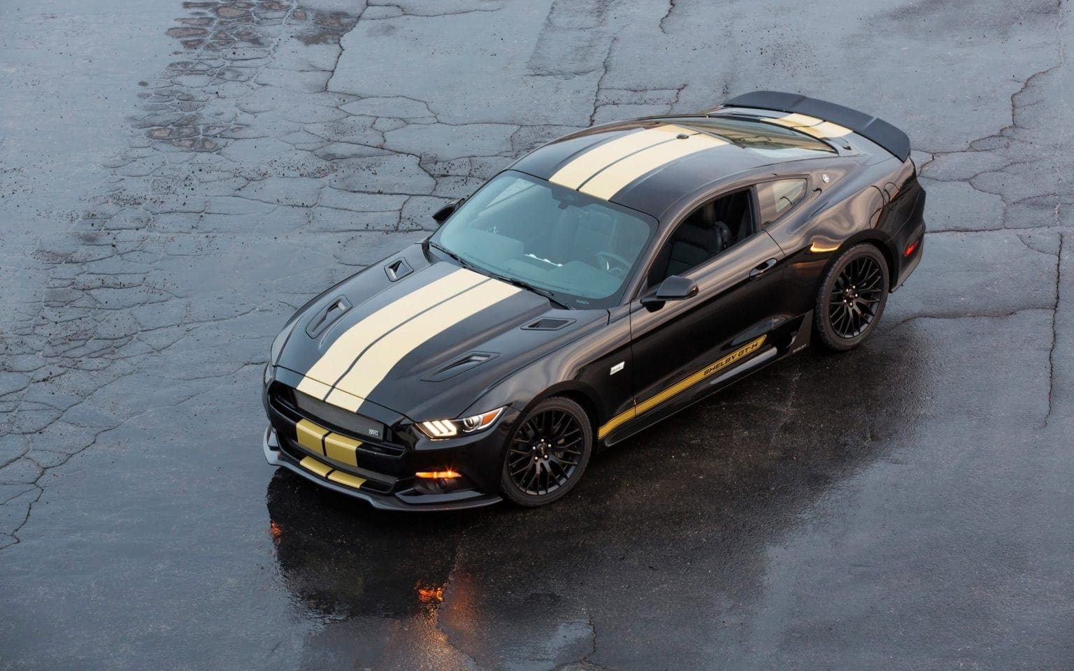 2006 Ford Mustang Shelby GT-H Hertz Rent-A-Racer with Complete Collection