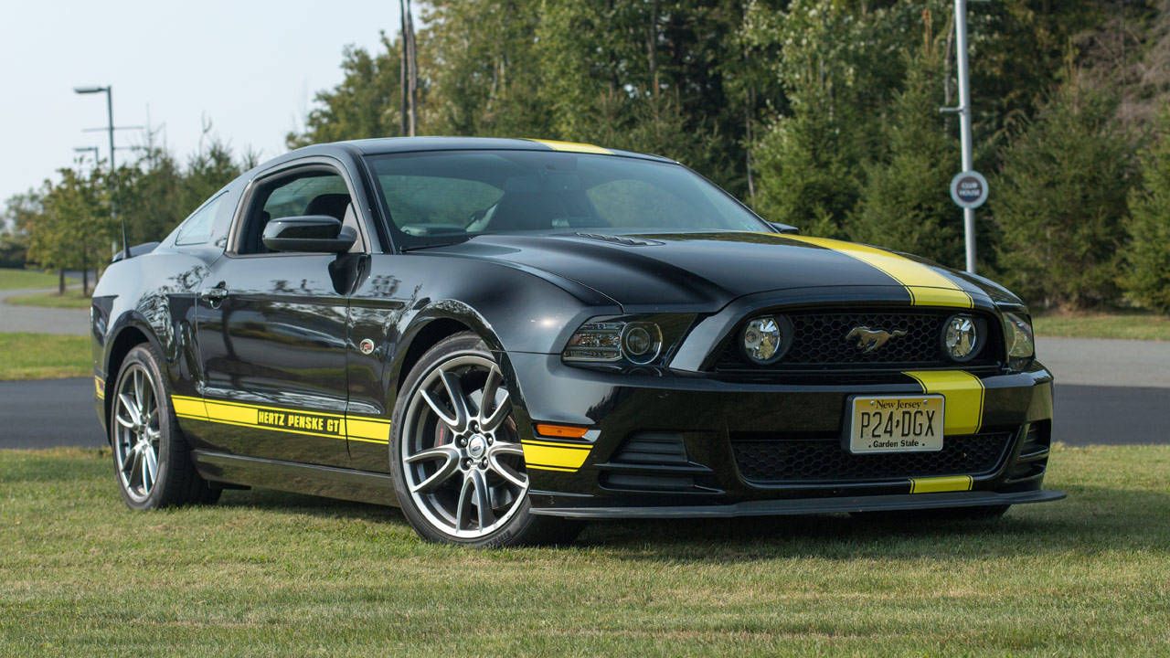 Video: 2014 Ford Mustang Hertz Penske GT In-Depth Look