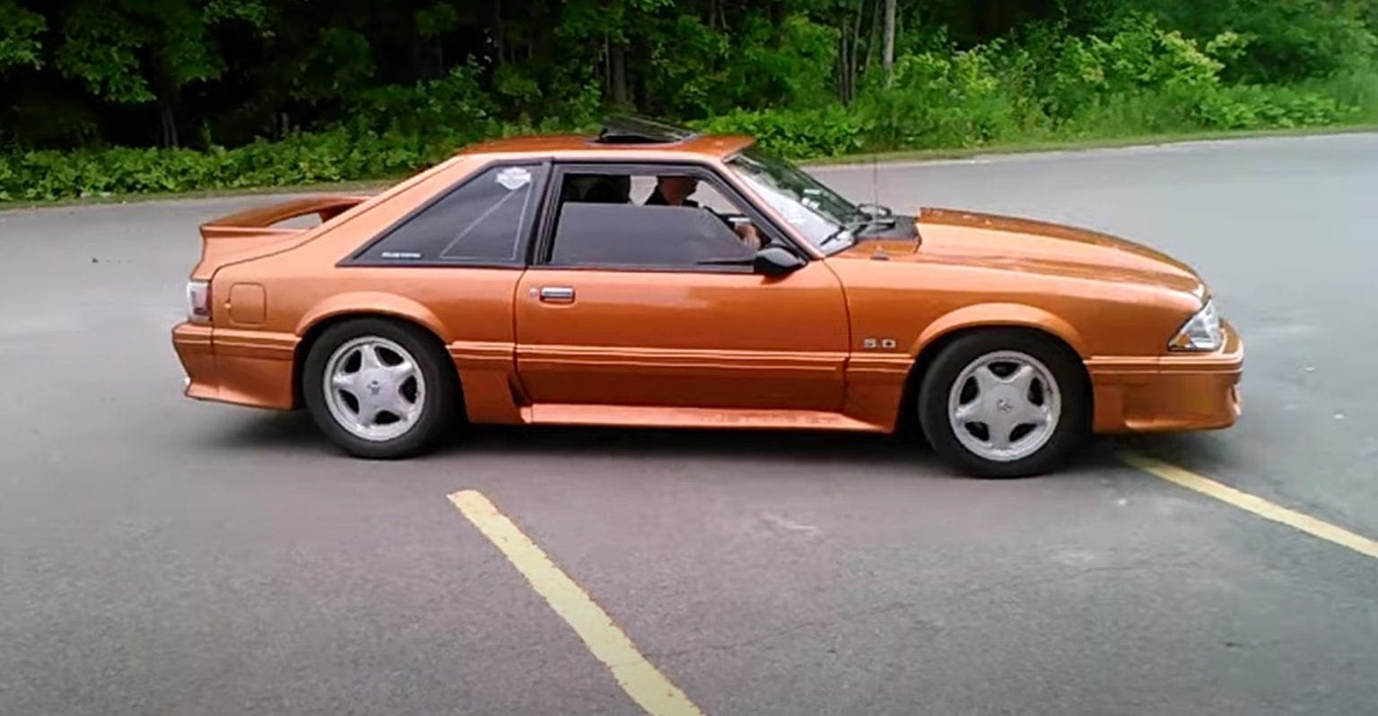 Video: 1988 Ford Mustang GT Fox Body Crazy Donuts - Mustang Specs