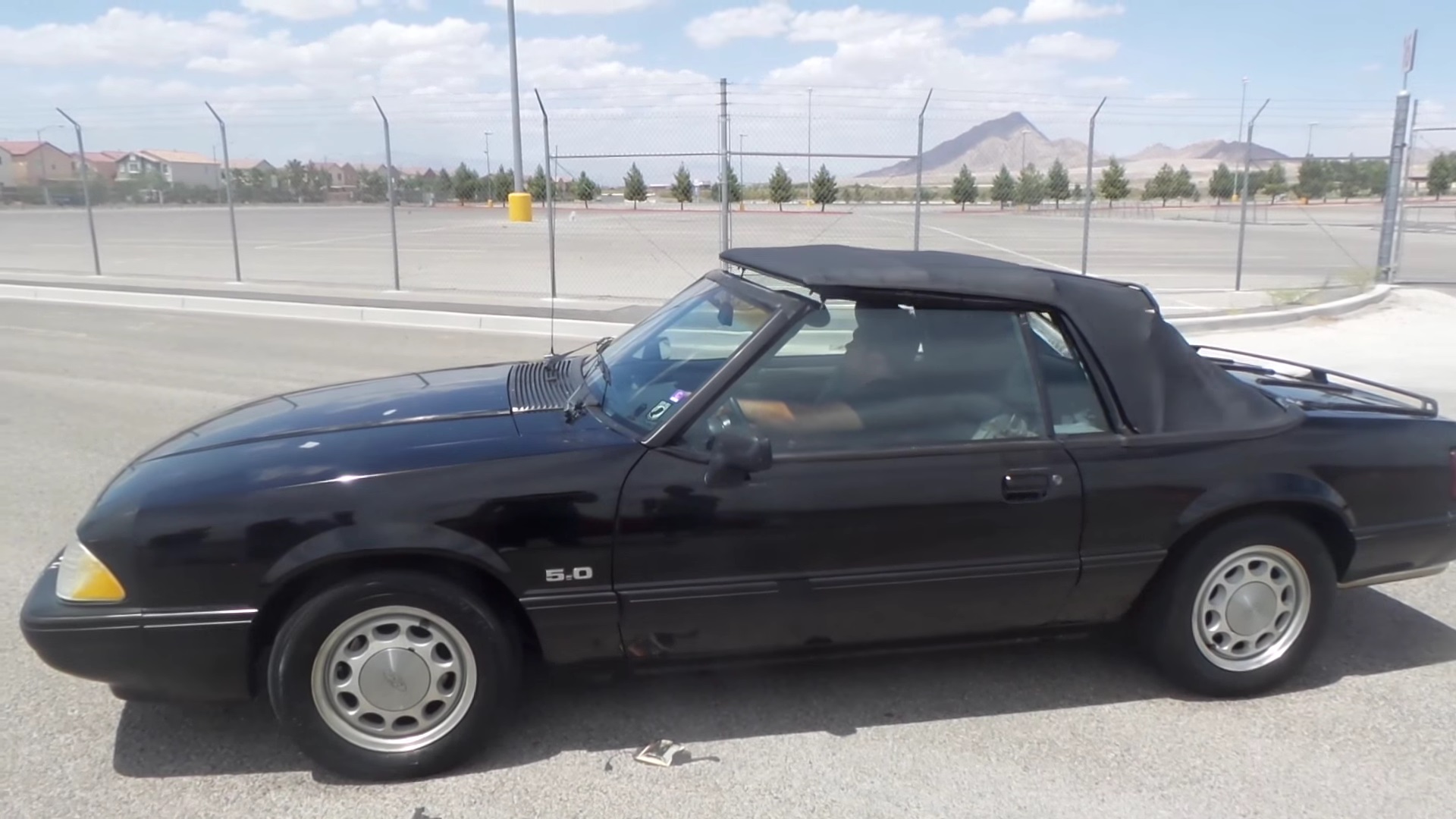 Video: 1989 Ford Mustang LX 5.0L Sport Test Drive