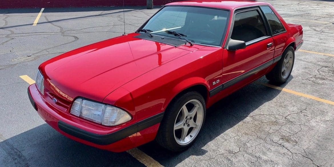 Video: 1990 Ford Mustang LX 5.0 Coupe Walkaround + Engine Sound