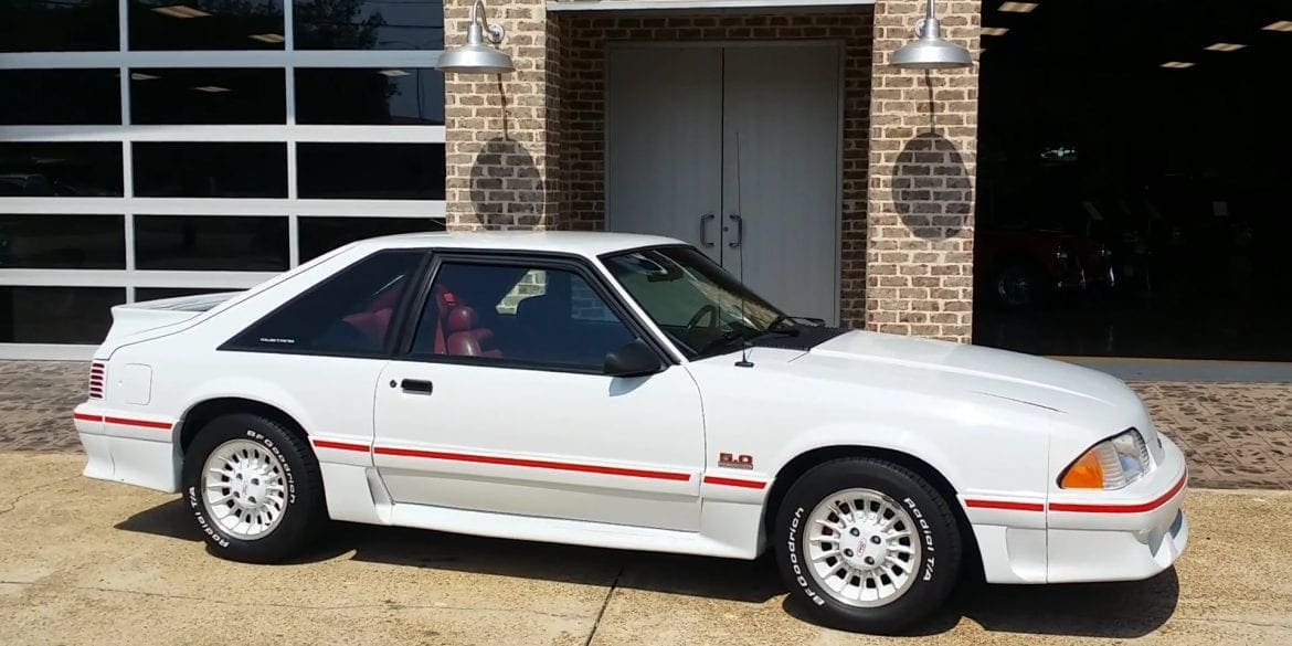 Video: 1990 Ford 25th Anniversary Mustang In-Depth Tour