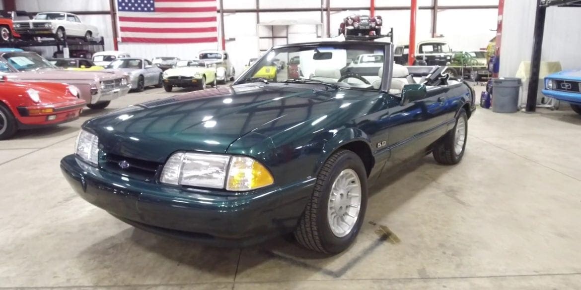 Video: 1990 Ford Mustang Spring Feature 25th Anniversary 7-Up Convertible Walkaround