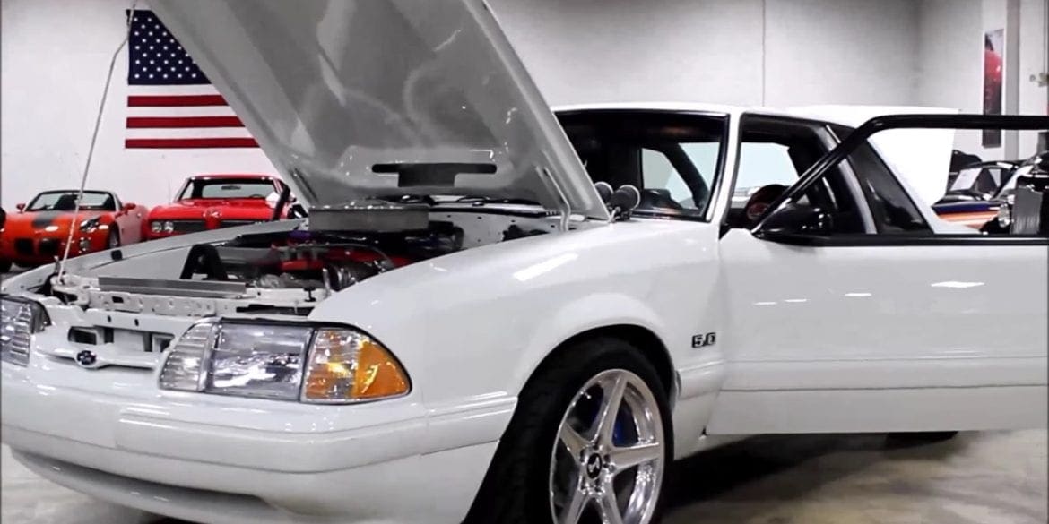 Video: White 1991 Ford Mustang Quick Walkaround