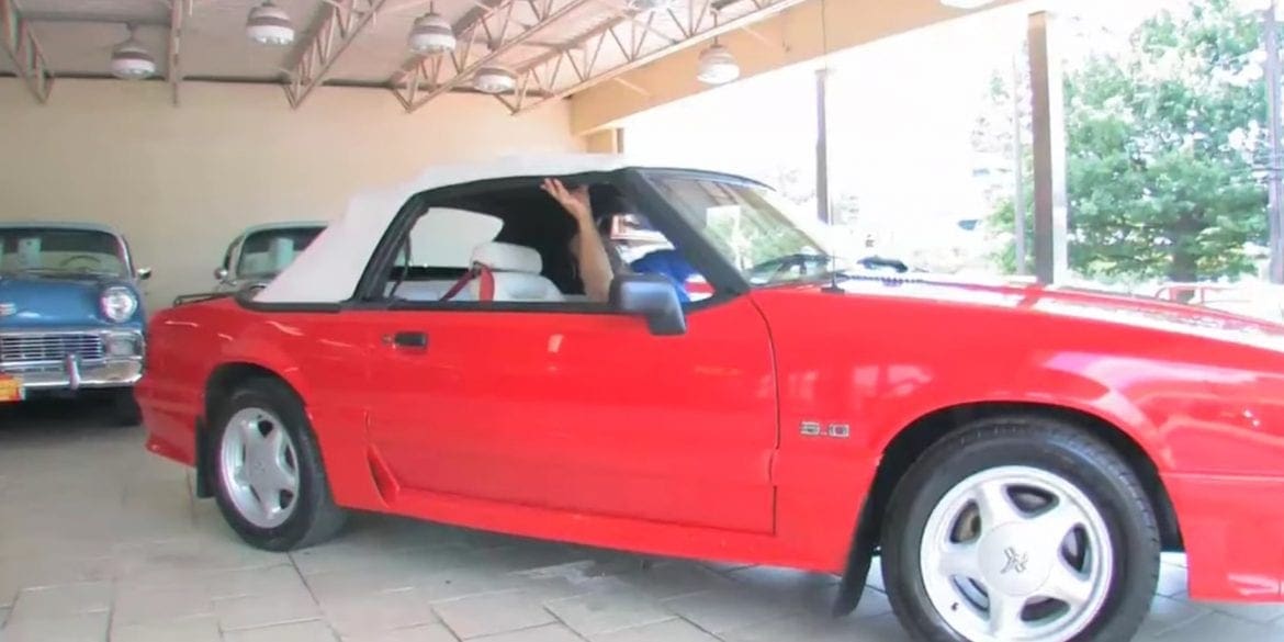 Video: 1992 Ford Mustang Convertible Walkthrough + Test Drive