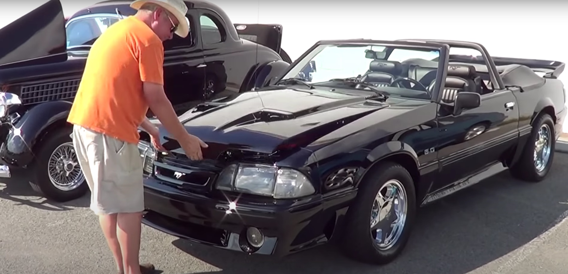 Video: 1993 Ford Mustang GT Convertible Full Walkaround