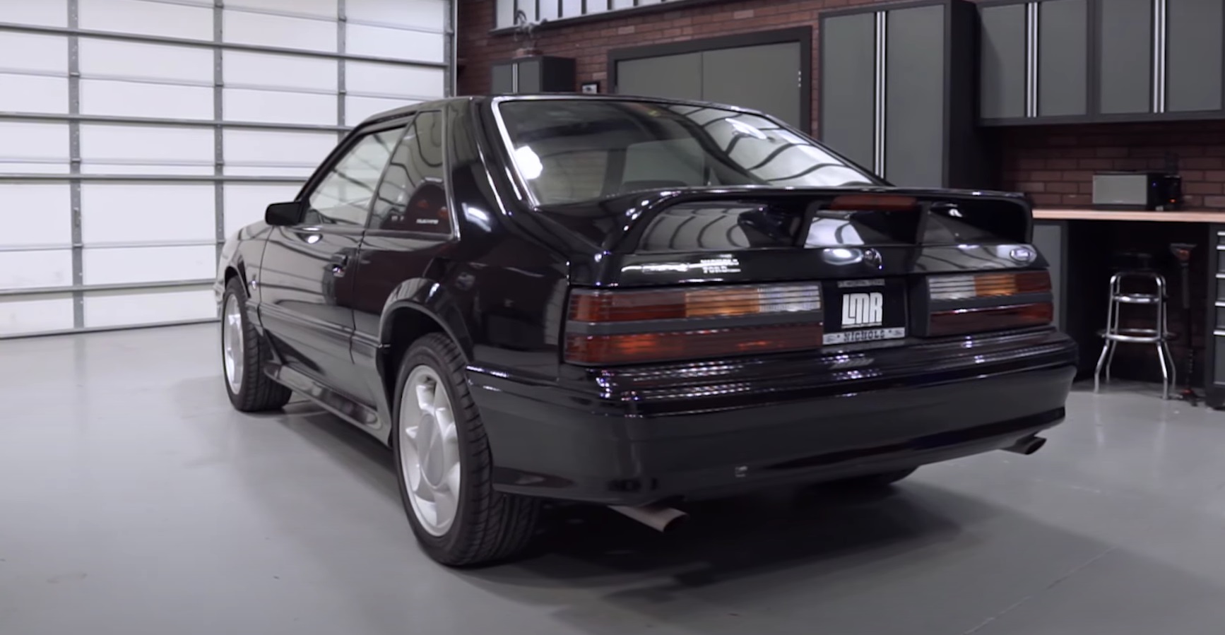 Video: What Is A 1993 Ford Mustang Cobra?