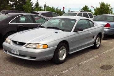 Video: 1994 Ford Mustang V6 Coupe In-Depth Tour