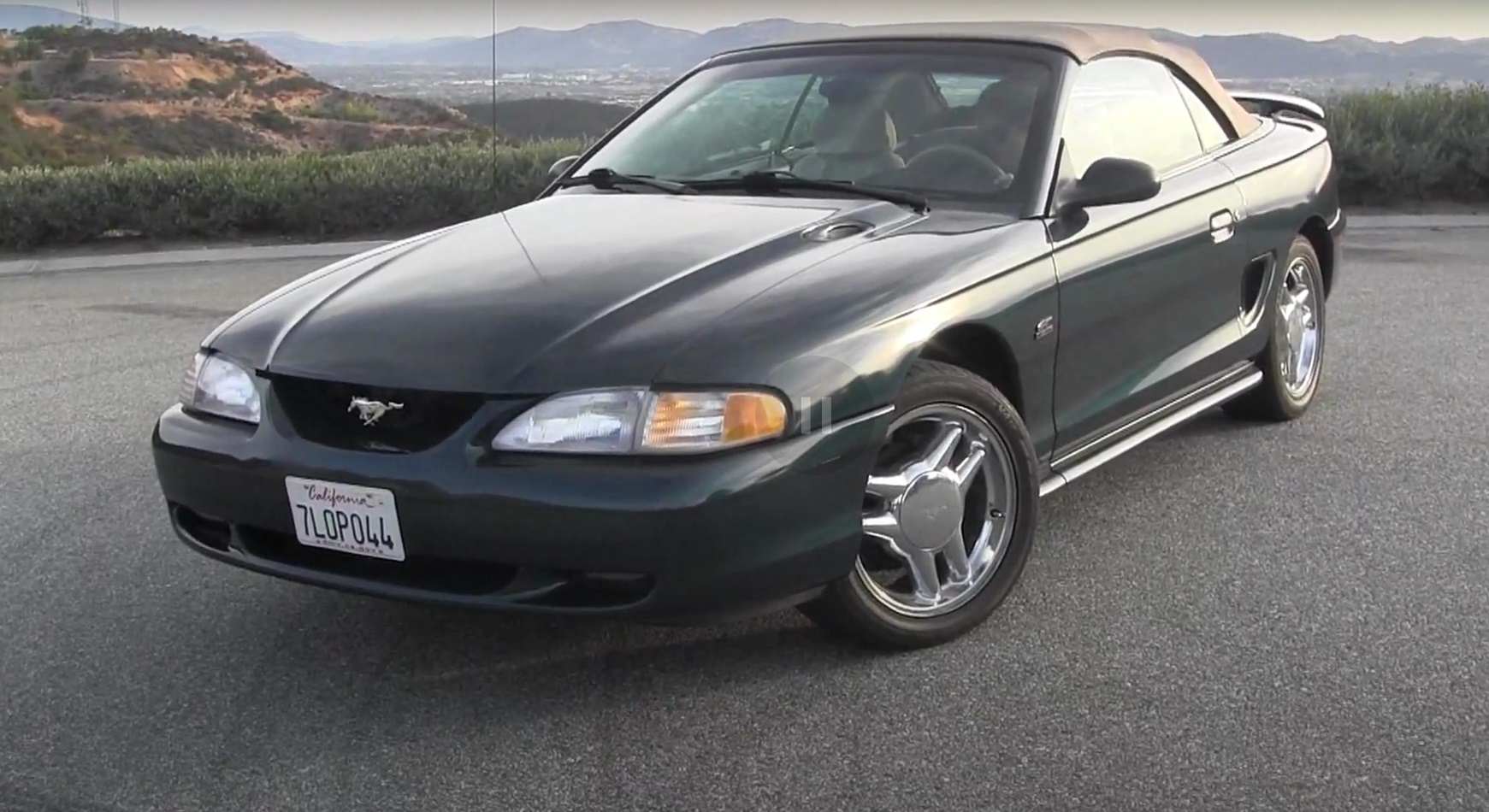Video: 1994 Ford Mustang GT Walkaround + Overview