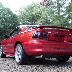 Video: 1996 Ford Mustang 4.6 Burning Some Serious Rubber!