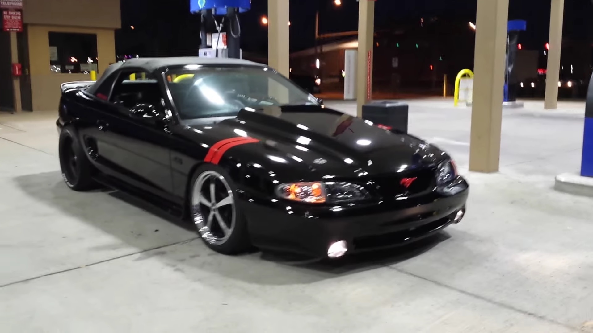 Video: Black 1996 Ford Mustang GT Walkaround