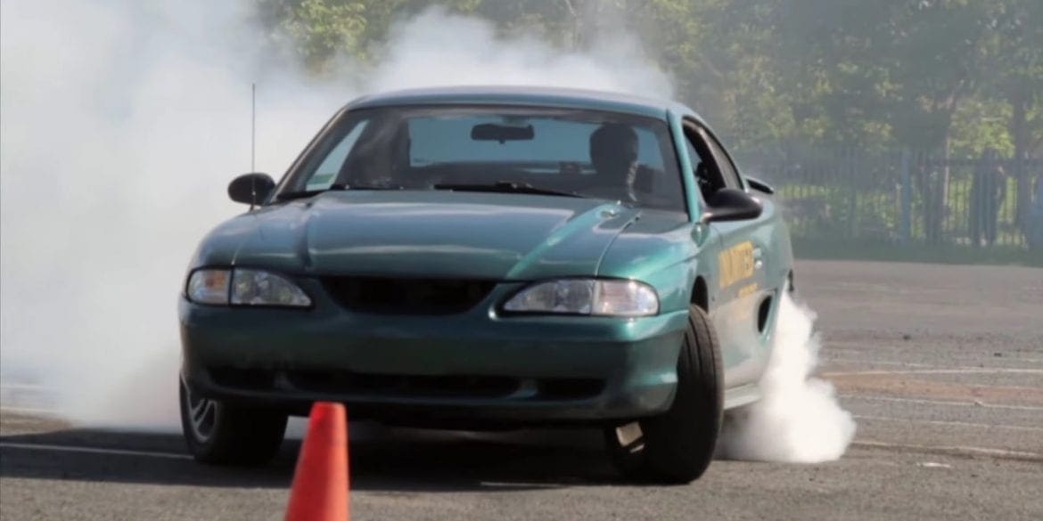 Video: Crazy Drifting By A 1997 Ford Mustang GT