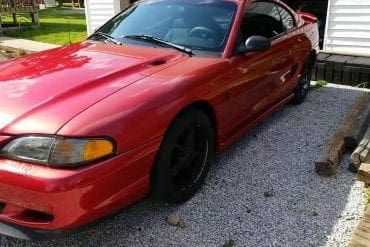 Video: 1998 Ford Mustang 3.8 V6 5 Speed Quick Overview