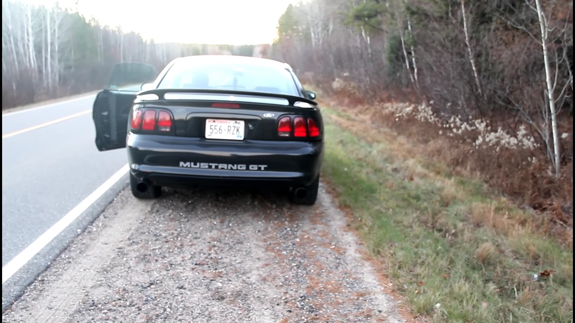 Video: 1998 Ford Mustang GT Magnaflow Exhaust Sound
