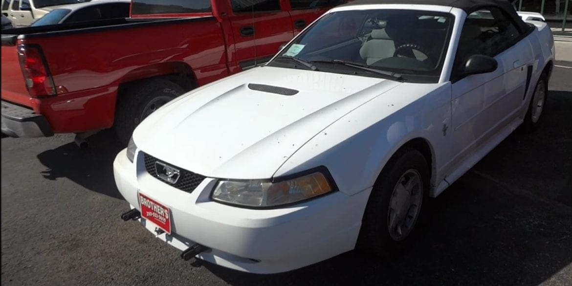 Video: 2000 Ford Mustang V6 Convertible In-Depth Tour