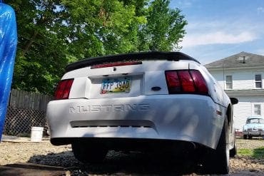 Video: 2001 Ford Mustang V8 Exhaust Sound