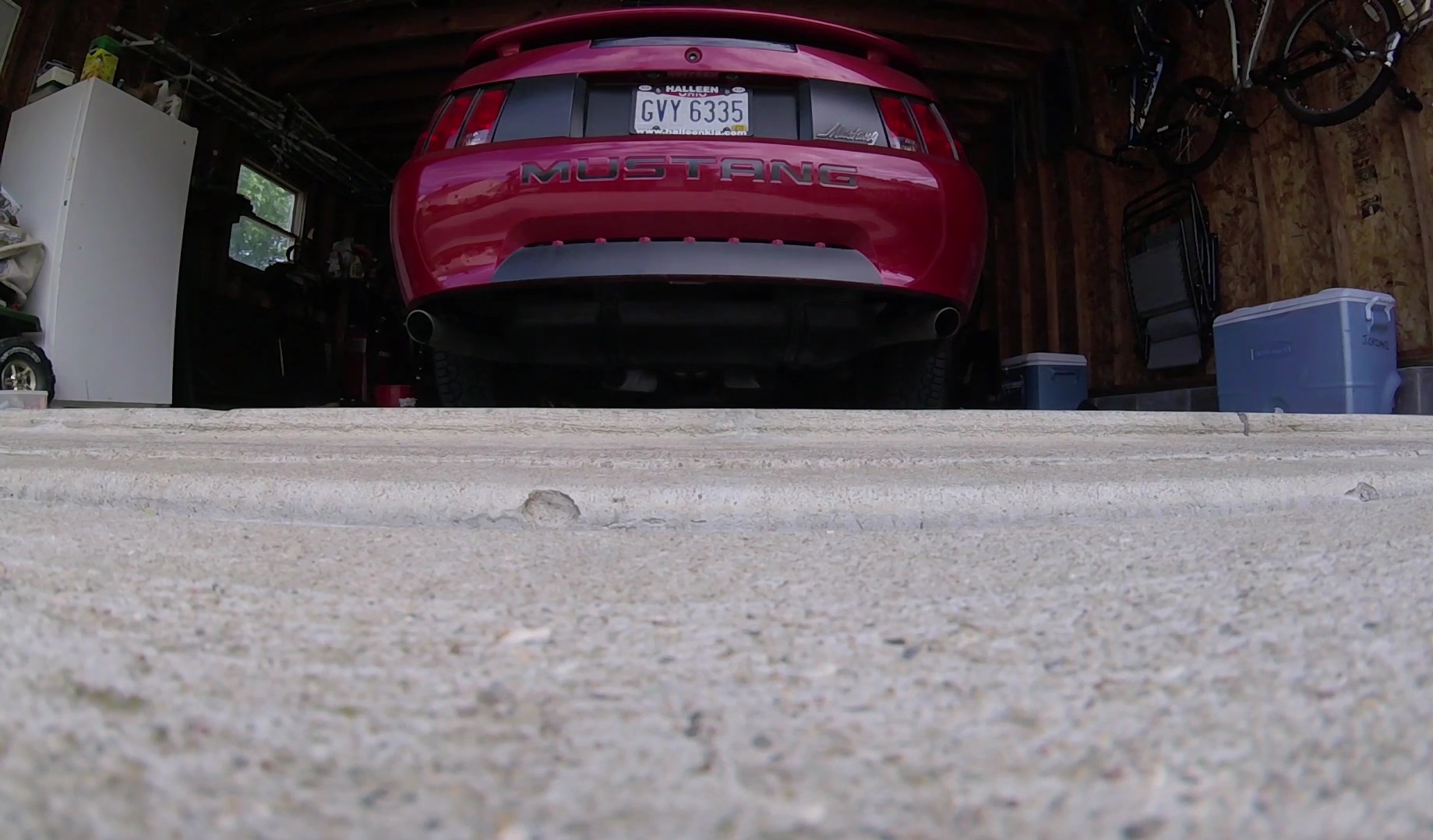 Video: Why Should You Get A 2002 Ford Mustang V6?