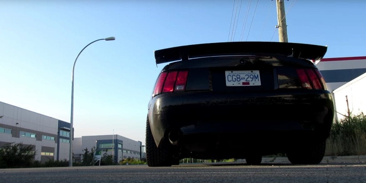 Video: 2002 Ford Mustang GT Walkthrough