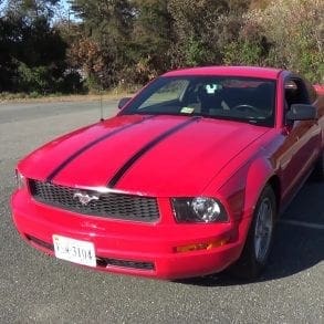 Video: 2006 Ford Mustang V6 Full Overview