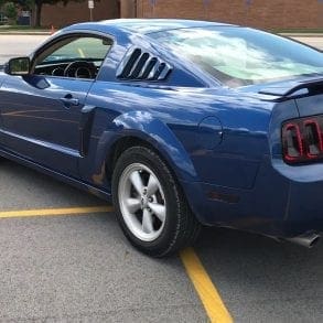 Video: 2006 Ford Mustang V6 Burnout + Walkaround