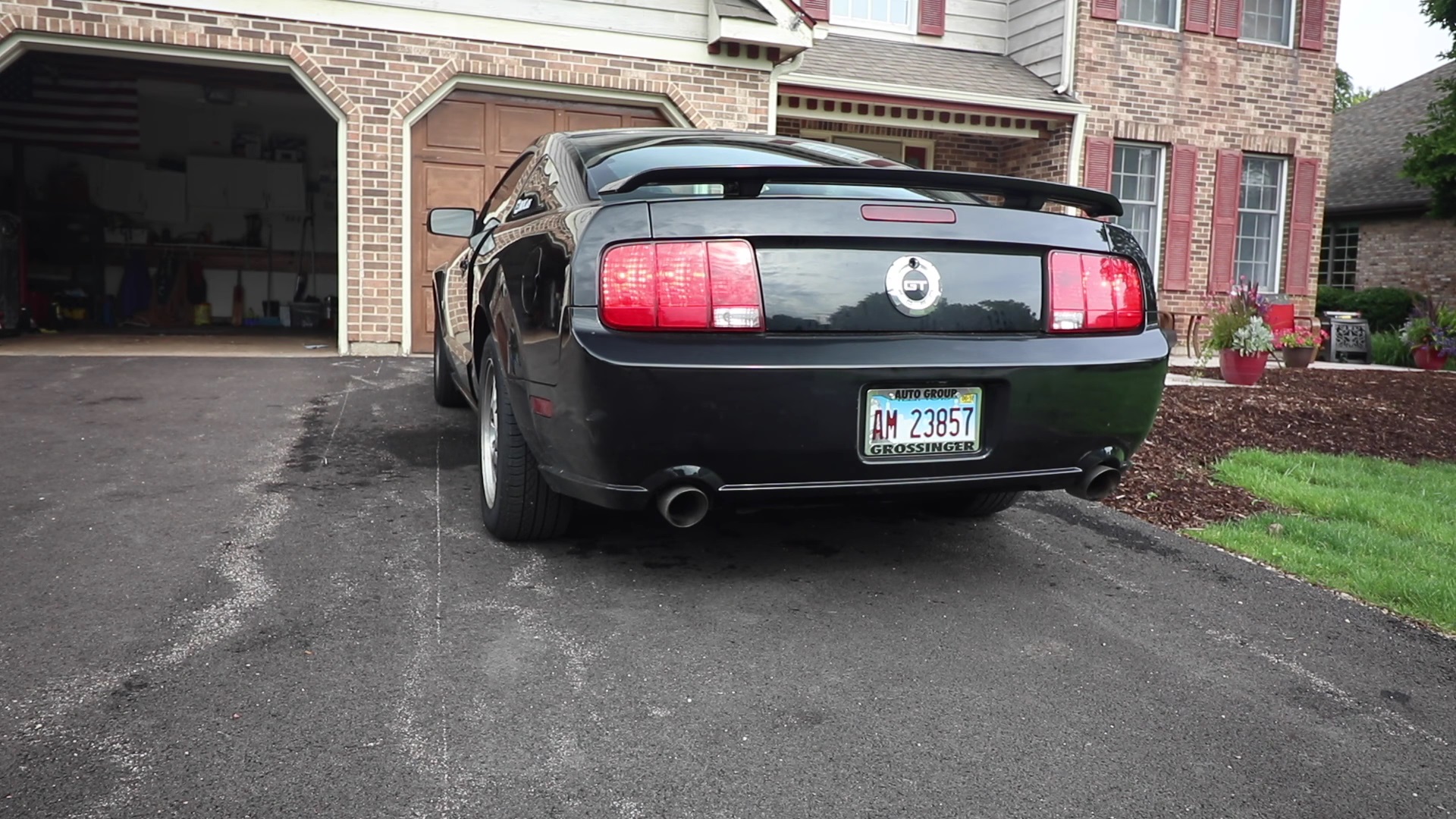 Video: 2006 Ford Mustang GT Exhaust Sound