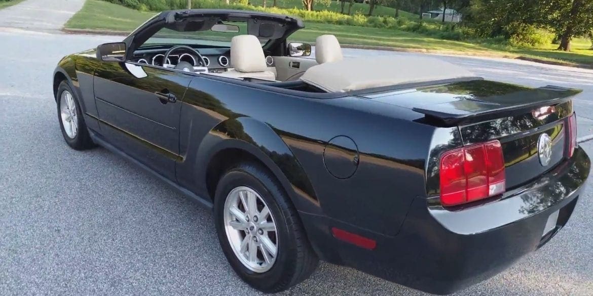 Video: 2007 Ford Mustang Convertible Walkaround