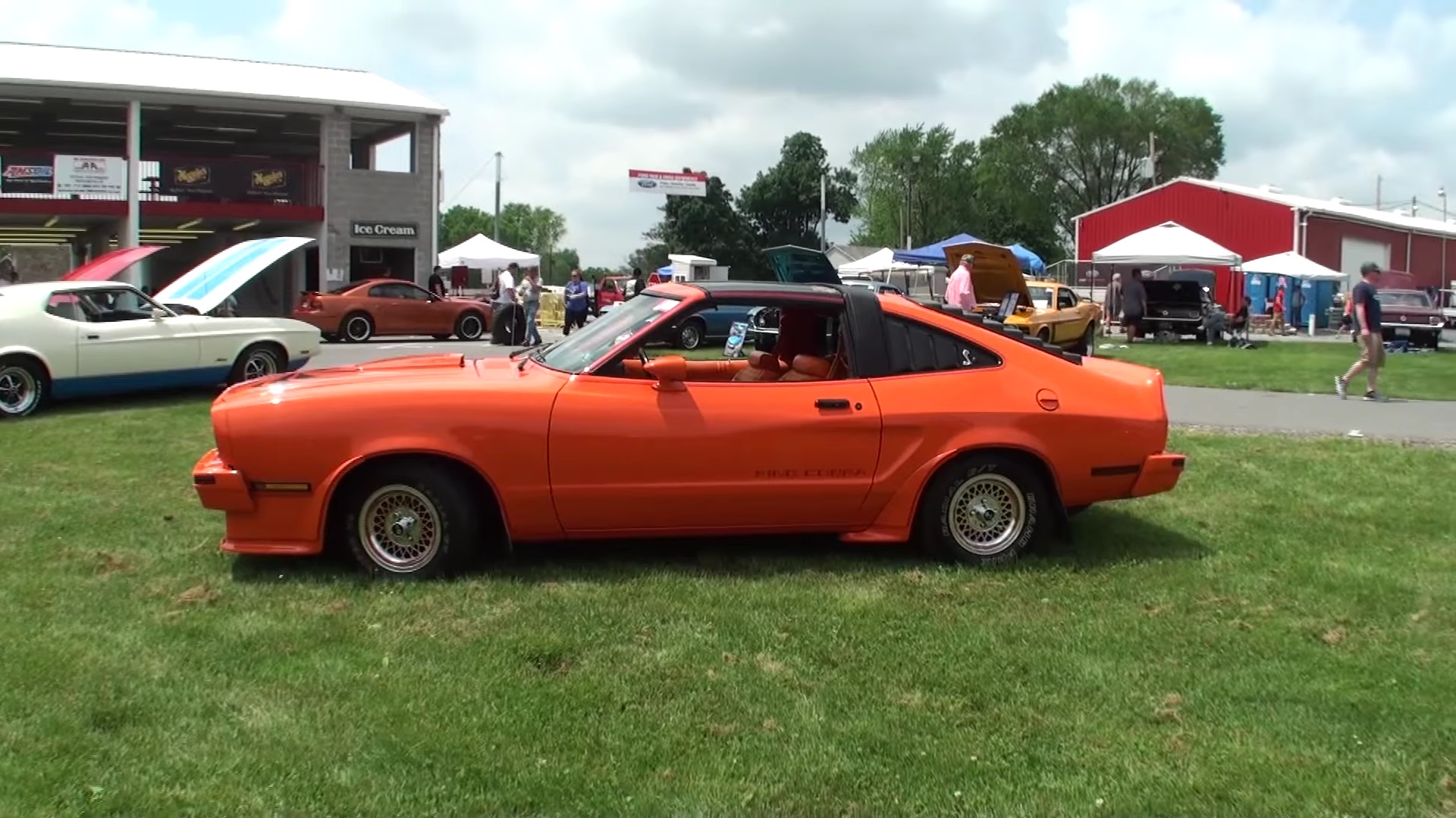 Video: Orange 1978 Ford Mustang King Cobra Overview + Engine Sound