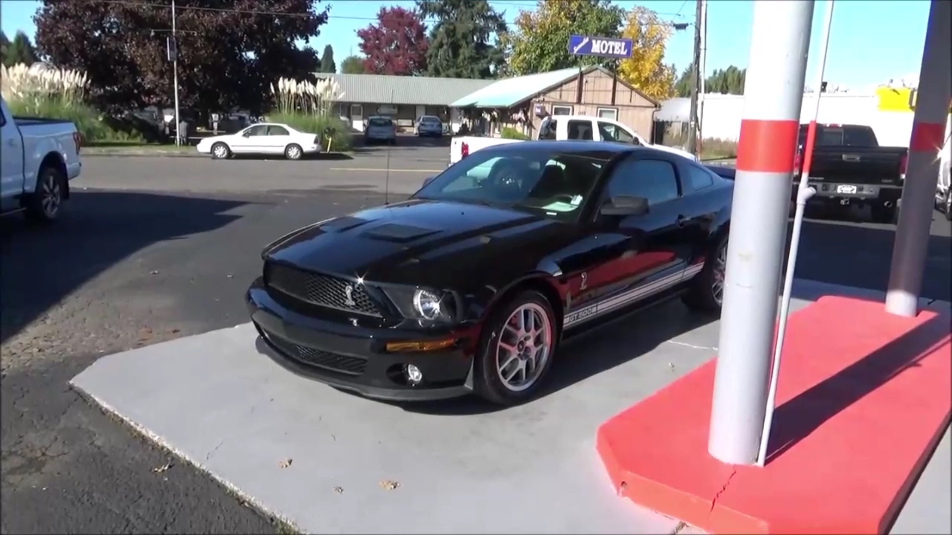Video: 2007 Ford Mustang Shelby GT-500 Startup & Tour