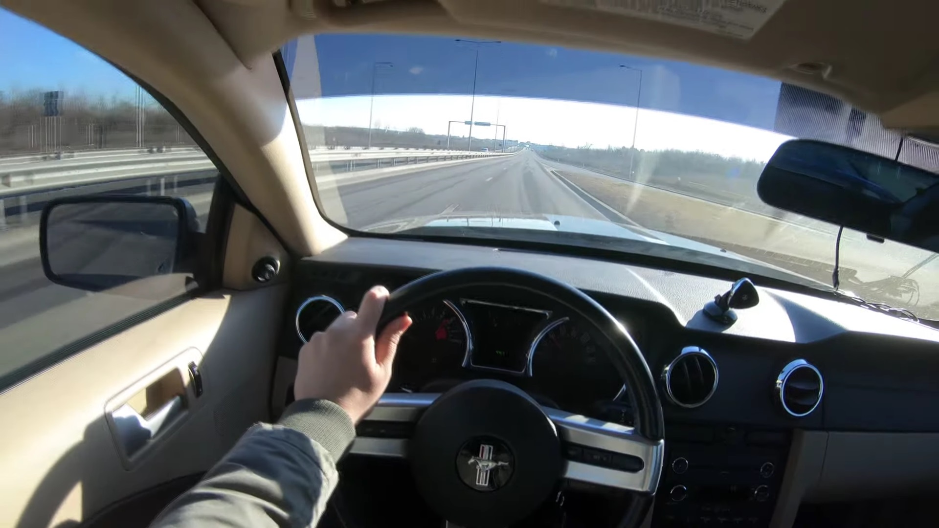 Video: 2008 Ford Mustang GT 4.6L V8 POV Highway Drive