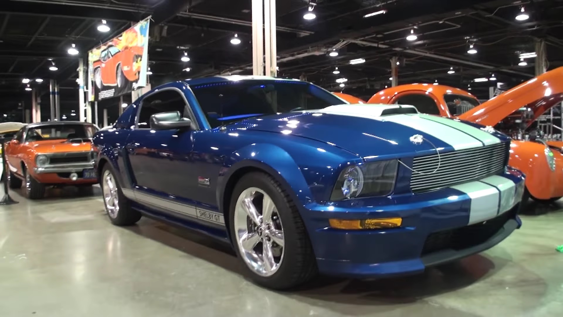 Video: Vista Blue 2008 Ford Mustang Shelby GT Engine Sound