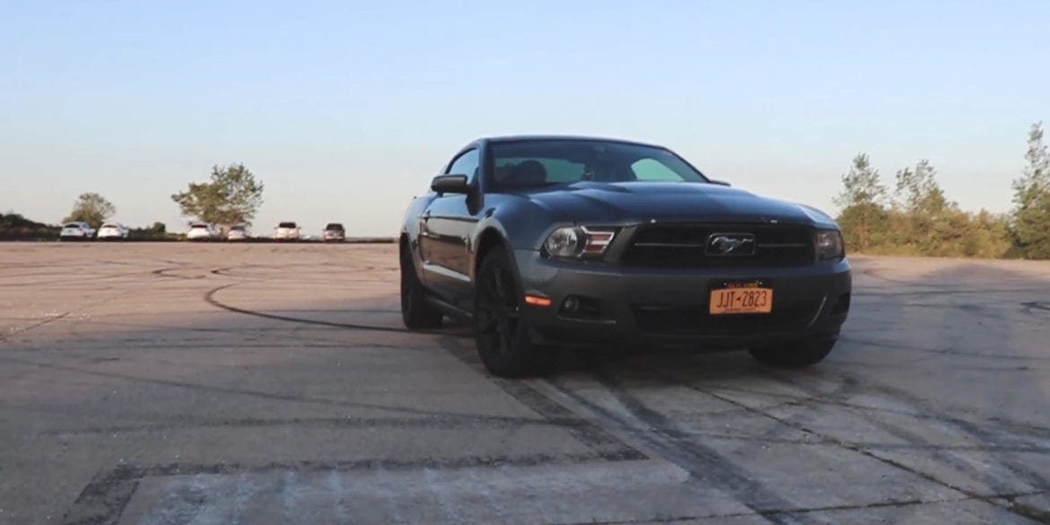 Video: 2010 Ford Mustang V6 Premium Full Walkthrough
