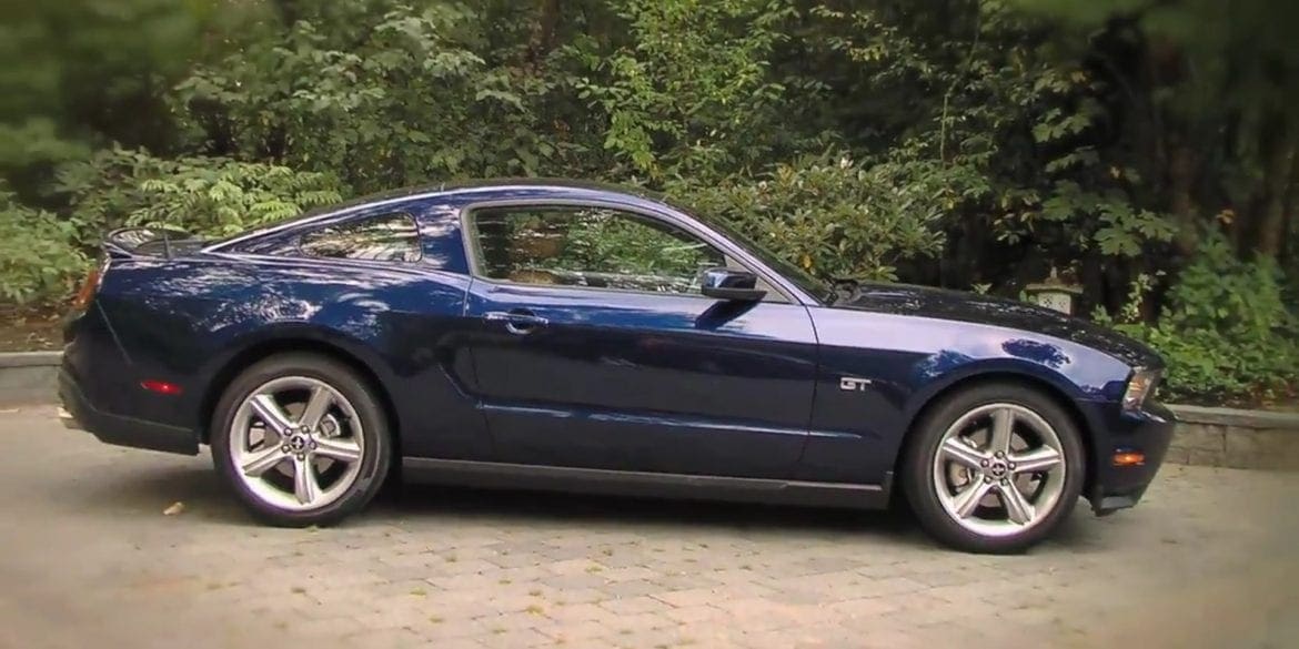 Video: 2010 Ford Mustang GT Review