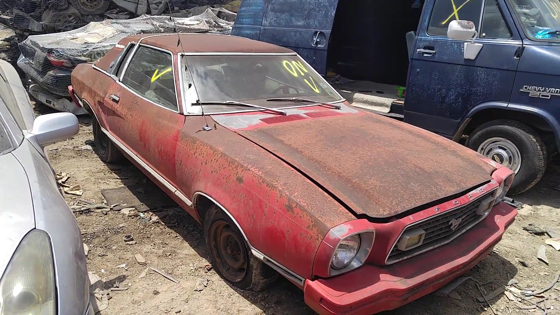 Video: 1978 Ford Mustang II Ghia Found In A Junk Yard