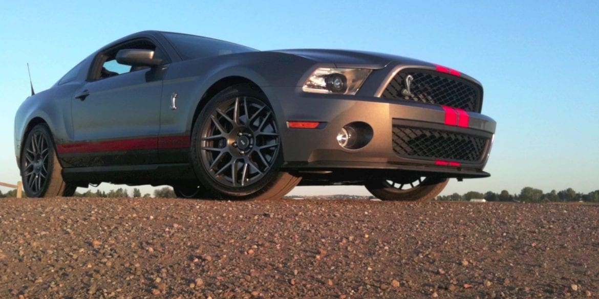 Video: 2011 Ford Mustang Shelby GT500 Insane Pulls