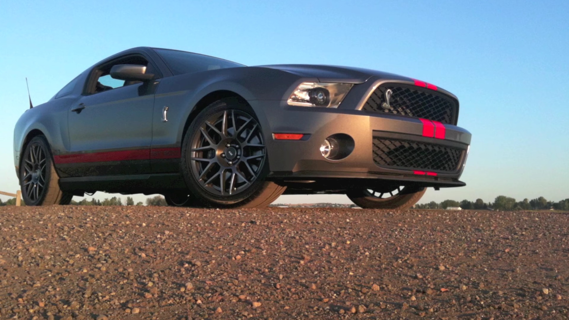 Video: 2011 Ford Mustang Shelby GT500 Insane Pulls