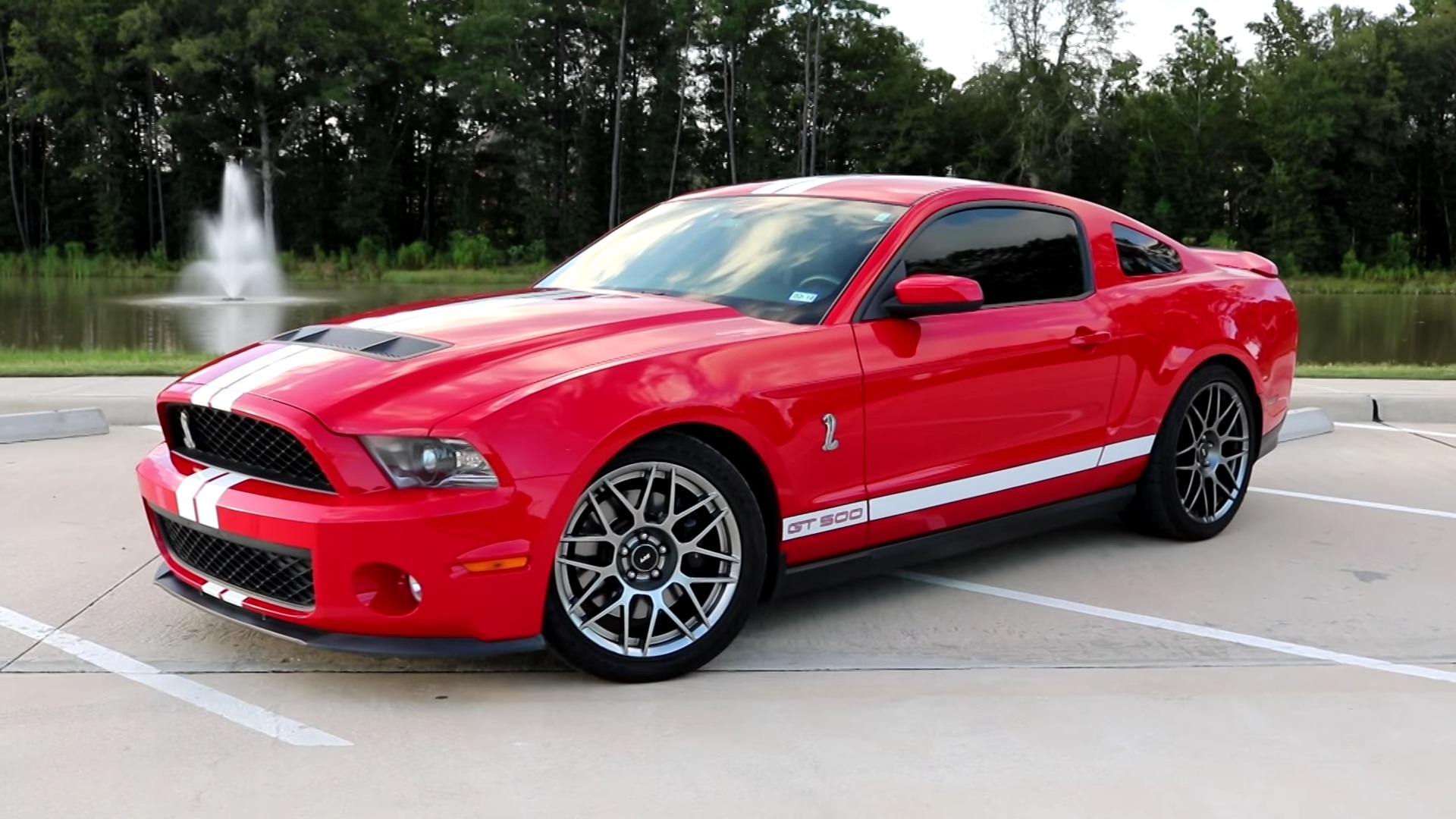 Video: A Camaro Owner Reviews The 2011 Ford Mustang Shelby GT500
