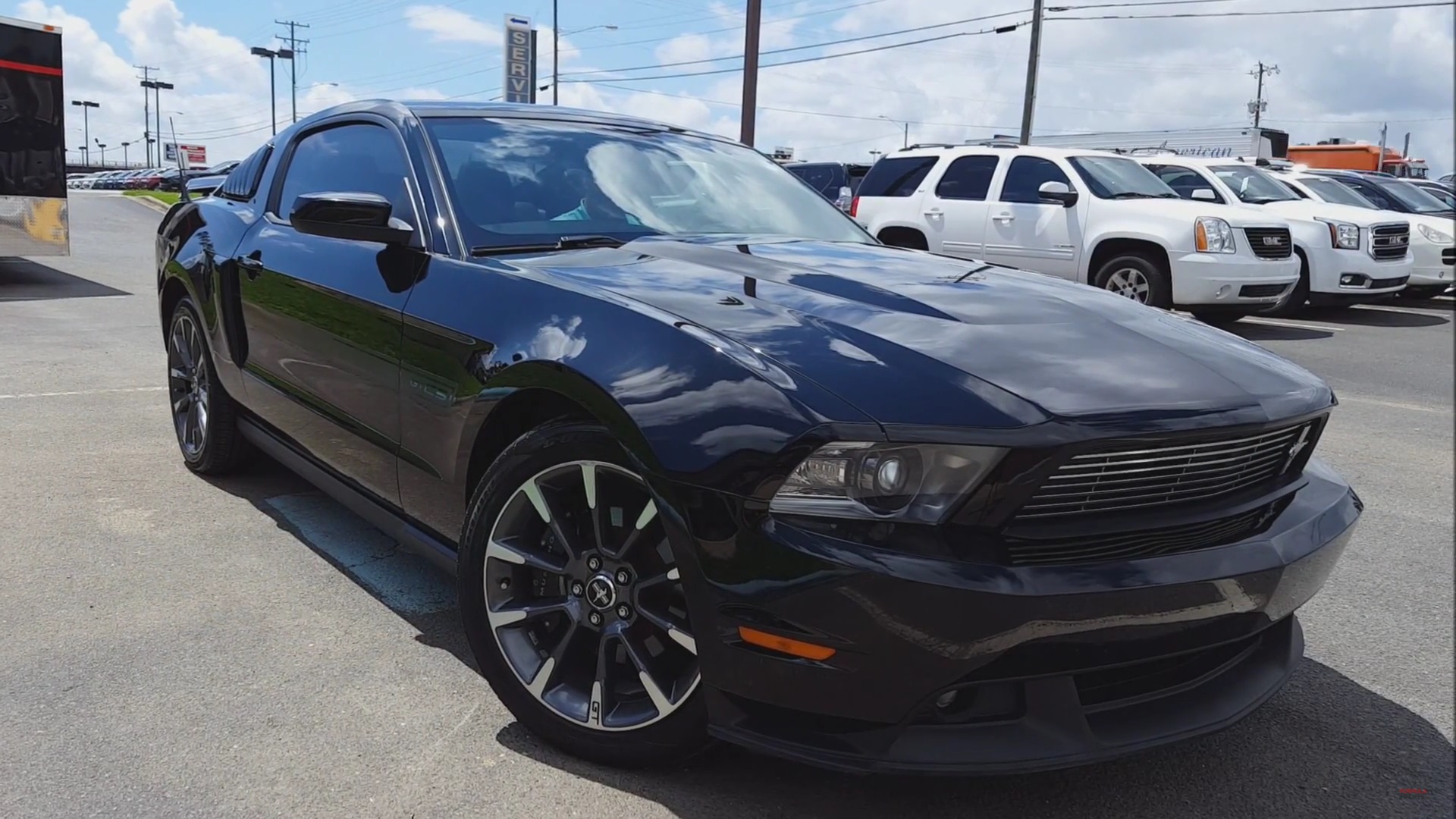 Video: 2011 Ford Mustang California Special Walkaround