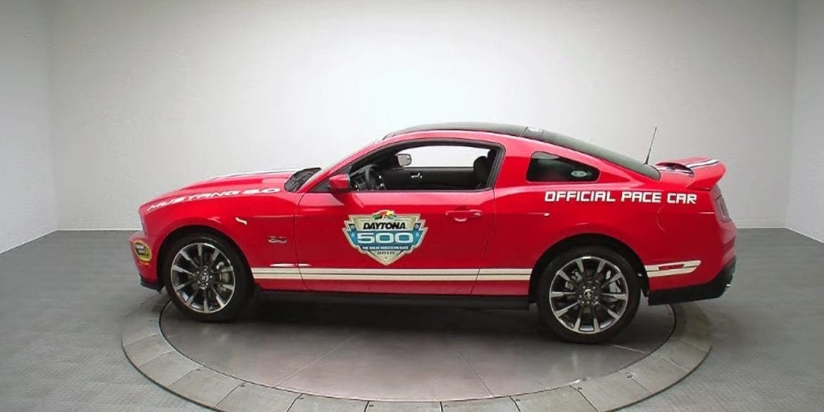 Video: 2011 Ford Mustang GT Pace Car Overview