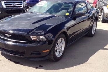 Video: 2012 Ford Mustang V6 Coupe Walkaround