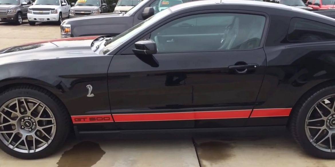 Video: 2012 Ford Mustang Shelby GT500 Startup + Exhaust Sound