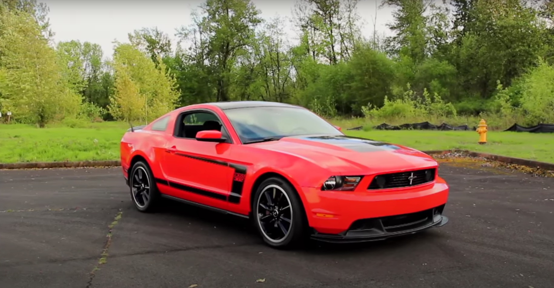 Video: 2012 Ford Mustang BOSS 302 Muscle Car